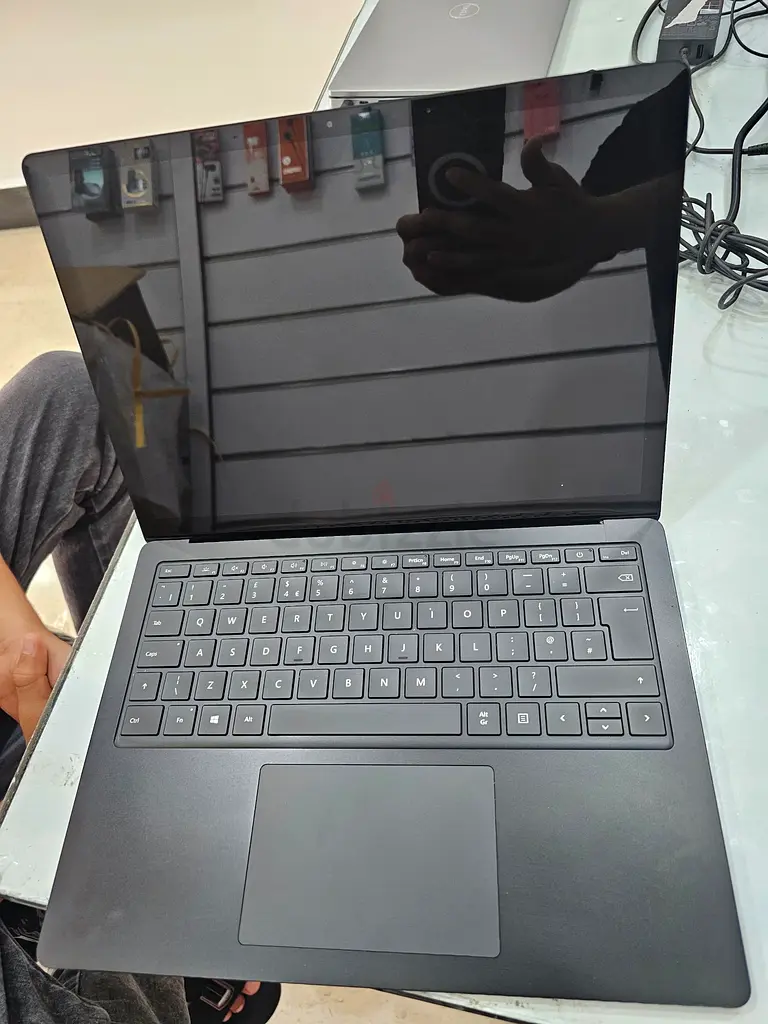 Microsoft Surface Laptop 3 - Sleek and Powerful!63257120493057112