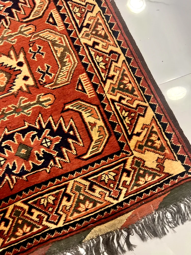 Hand made Persian long runner63209348596482112