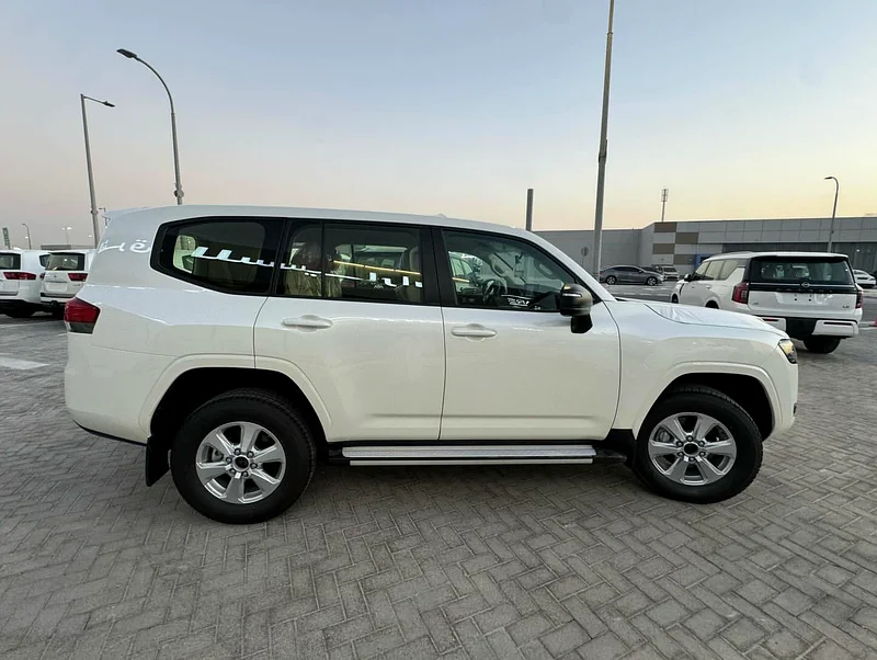 Toyota Land Cruiser GX 4.0 without turbo63140688277379113