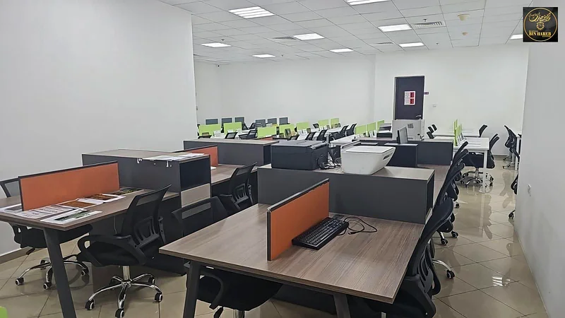 مكاتب مساحات عمل مشتركة مع إيجارا للترخيص التجاري | المالك63150028502915113