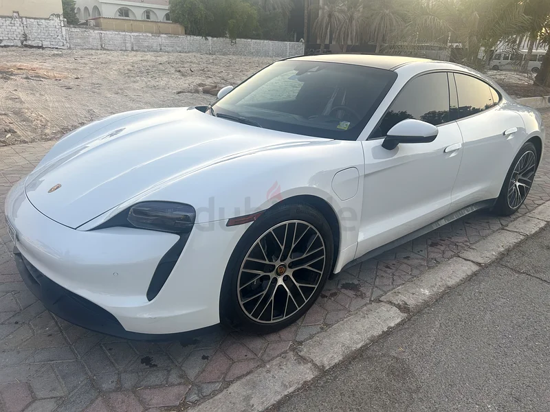 Porsche Taycan63150479044993113