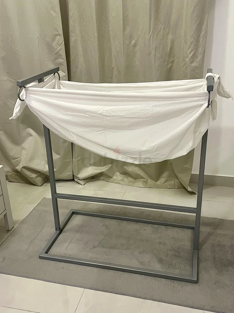 Cradle63205363984898111