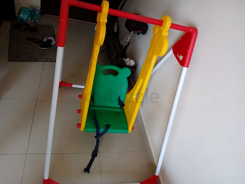 Colorful Giraffe Baby Swing for Fun Playtime!63205363091074112