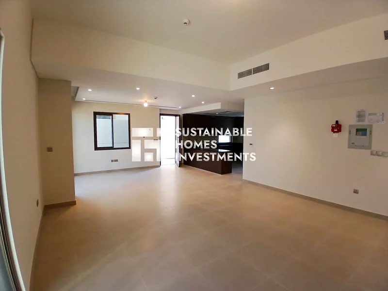 Ready To Move ! Brand New ! Single Row Spacious63310838324482114