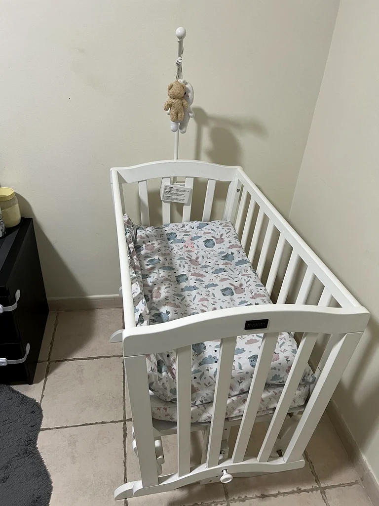 Beautiful White Cradle for Your Little One63205364010626112
