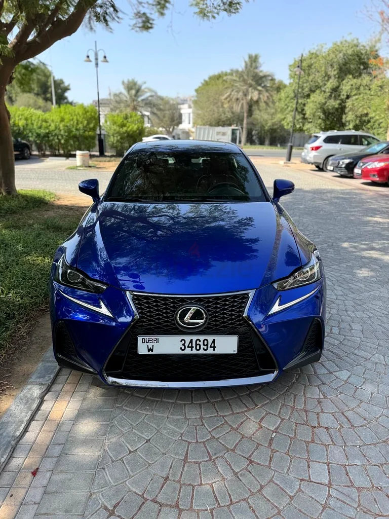 هل 300 F سبورت 300 كاملة مع سجل صيانة من وكالة لكزس63149581267587114