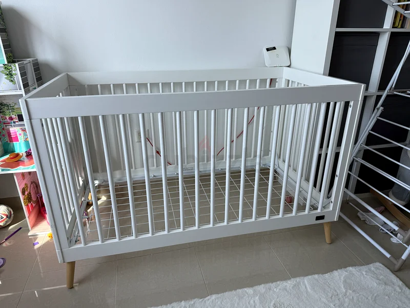 سرير خشبي جيجلز قيصر بثلاثة ارتفاعات قابلة للتعديل (حتى 3 سنوات)63176191554435111