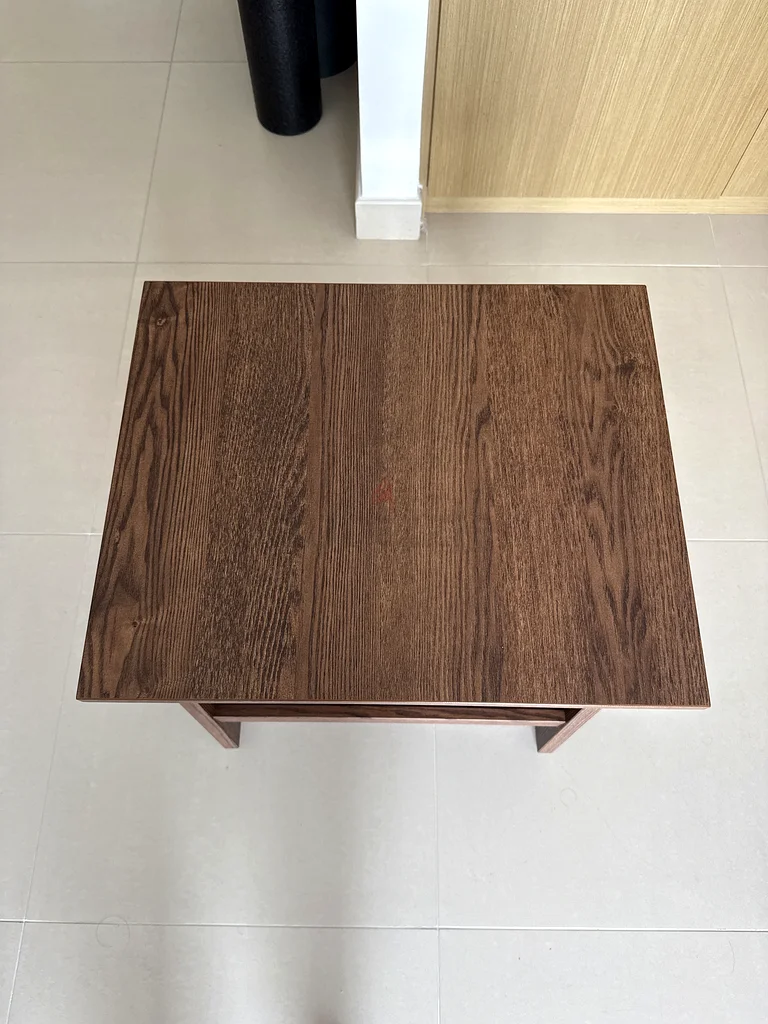 Night stand / coffee table63179386140673111
