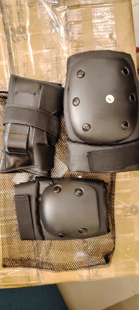 Protective Gear Set for Skating or Cycling - Safety First!63249773207171111