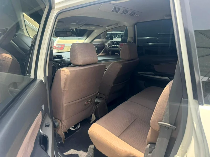 Toyota Avanza 2019 white color GCC calen car63147686997761114