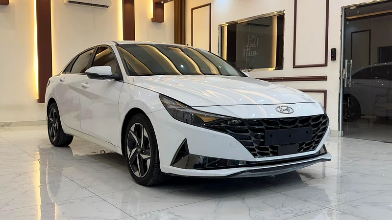 Hyundai Avante – 202163169913756161112