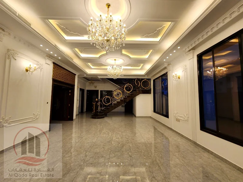 Villa for sale in Al Alia, Ajman, area 4300 square feet (5 rooms + majlis + hall + large courtyard + equipped kitchen + maid's room)63877378185858114