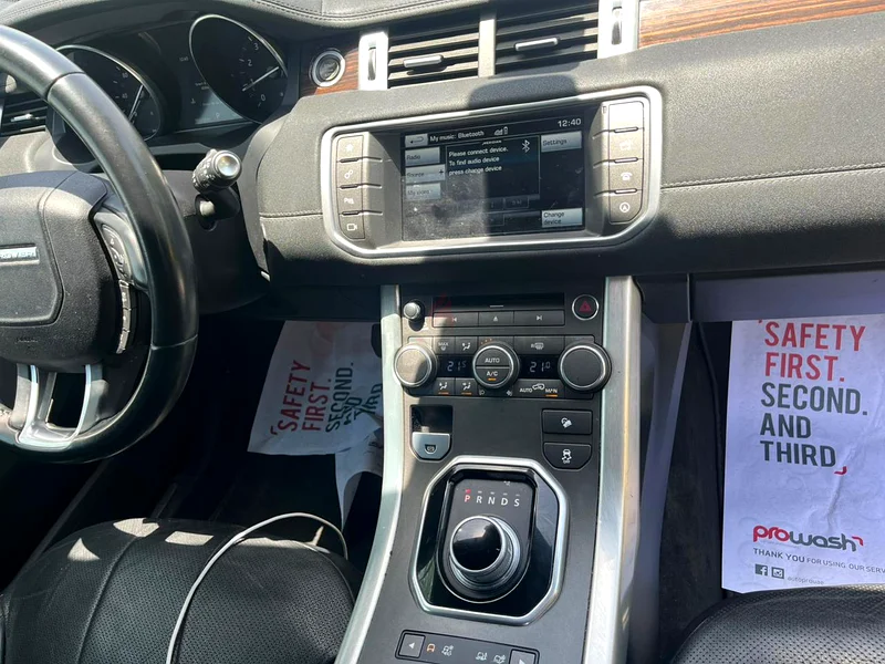 سيدة المالكة63226741878530114