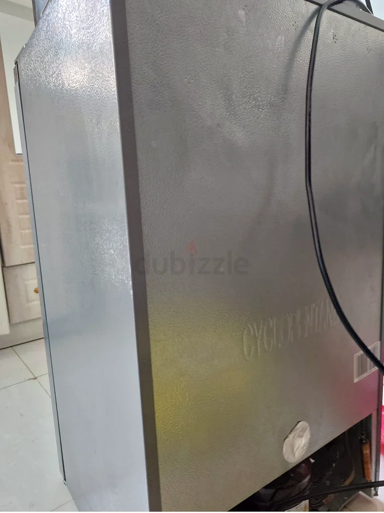 Used Hisense small fridge63246744198017113