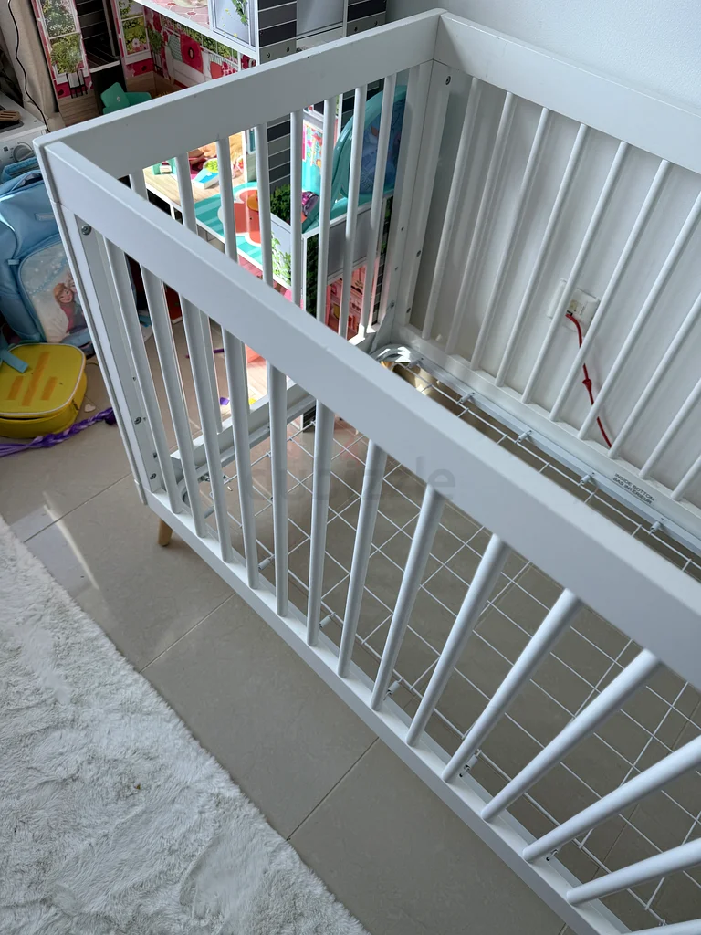 سرير خشبي جيجلز قيصر بثلاثة ارتفاعات قابلة للتعديل (حتى 3 سنوات)63176191554435114
