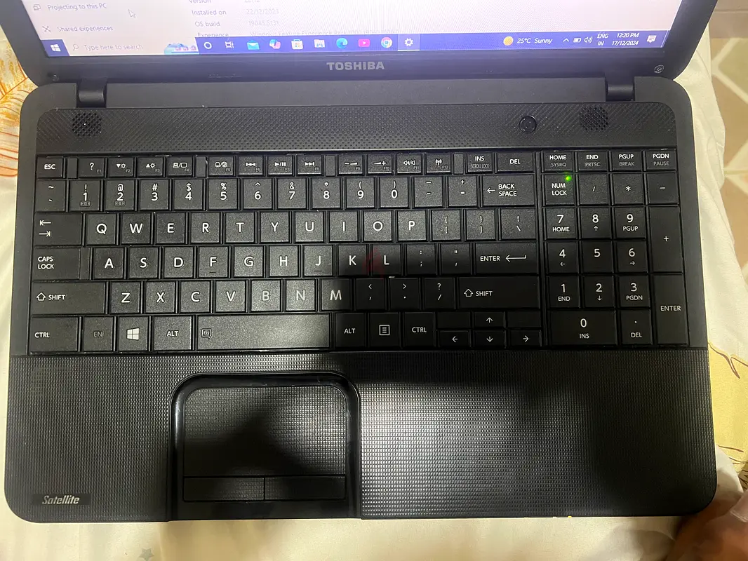 Laptop63256601415427112