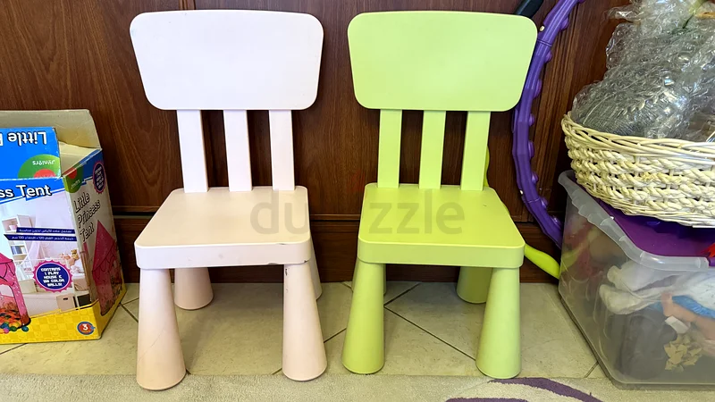 Ikea kids plastic chairs 2pc63206394445571112