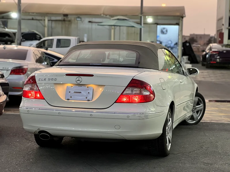 CLK 350_Year_2008_KMs 108000_ Japanese specs_v6_beige interior63231639666305111