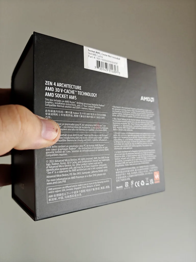 معالج ألعاب AMD Ryzen 9 7950X3D - 16 نواة و32 خيطًا - توربو بحد أقصى 5.70 جيجاهرتز63166653336449112