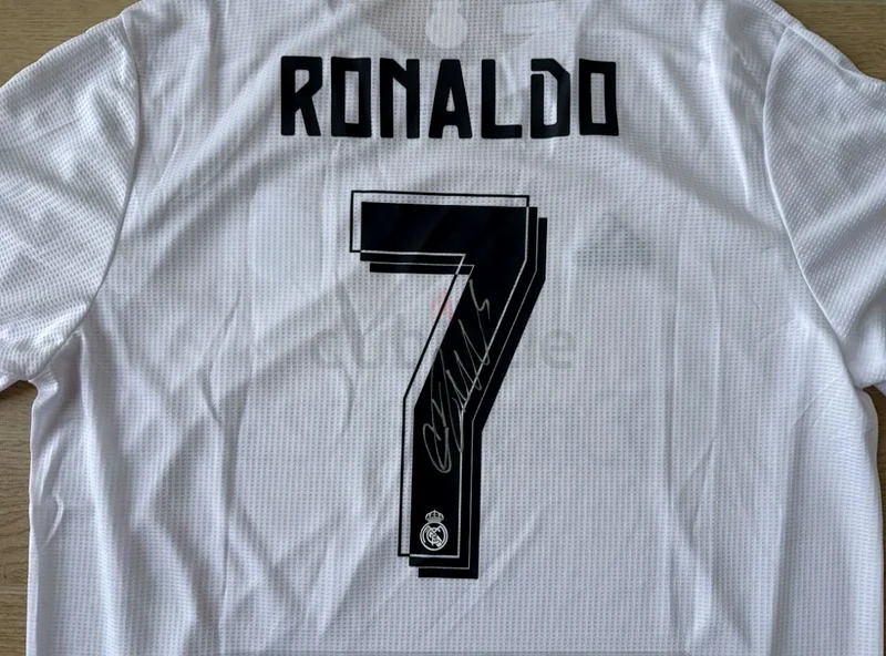 Cristiano Ronald Icons Signed Real Madrid Jersey (Icons COA)63208861180417112
