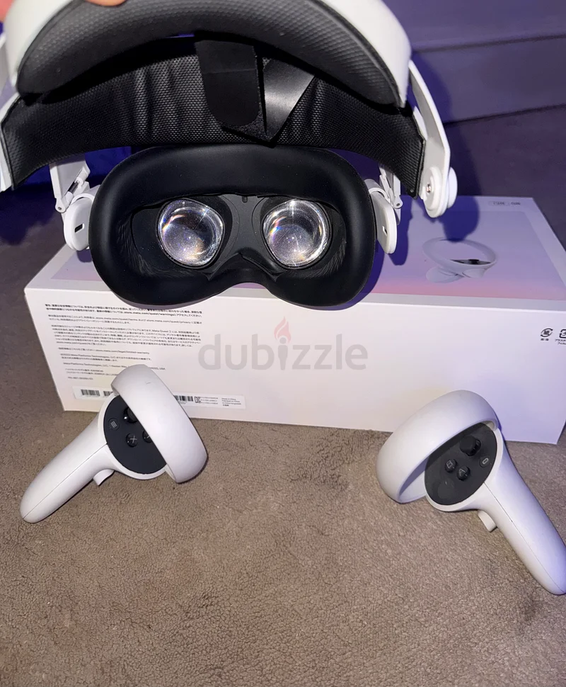 Dive Into a New Reality with Meta Quest 2 VR Headset - 128GB, has extra accessorie to suit anyone63262411506947112