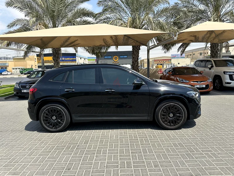 Mercedes GLA-200 - 2024 Model - First Owner - Excellent Conditions - GCC Specs63146744997379113