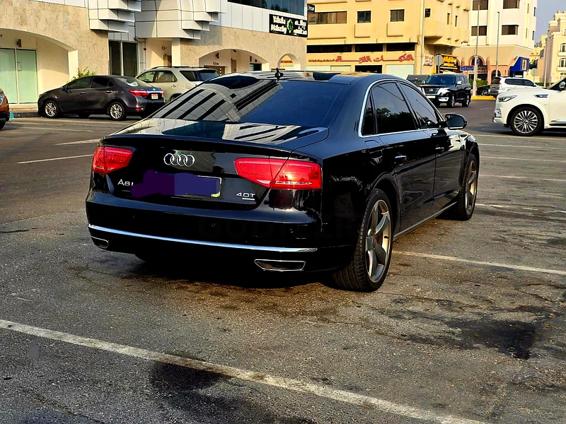 أودي A8 2013 - فاخرة، مريحة للبيع63224791177217114