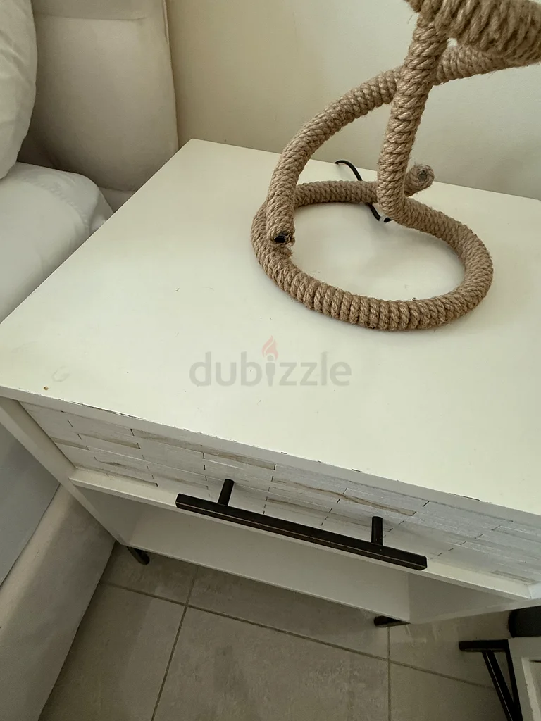 دولتان من ضمائر ويست الم - 600 درهم (للكليهما)63218316252162112