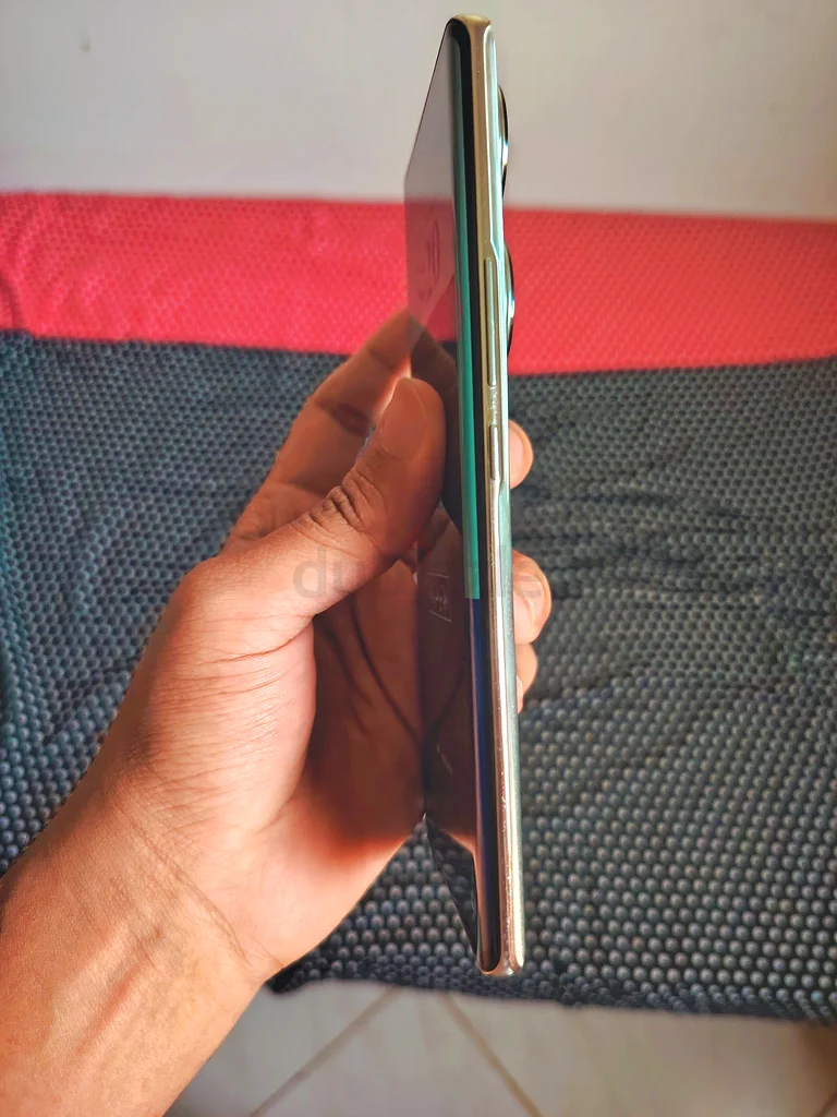 هونر 70 5G بحالة ممتازة، أبيض مهيب، يدعم الشحن السريع63183733358851113