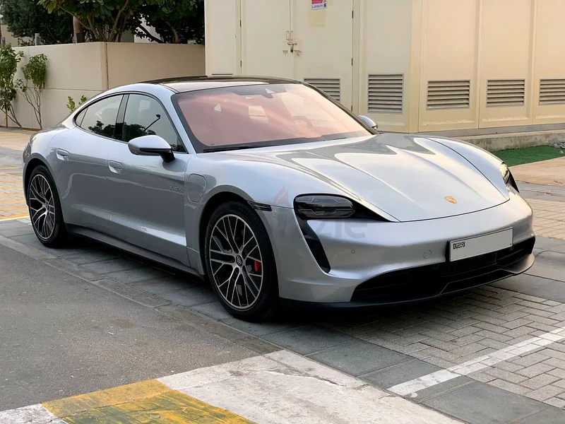 Porsche Tycan63150479050370113