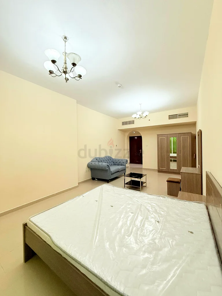 الغرفة الرئيسية الجديدة متاحة جاهزة للانتقال63128168646275112