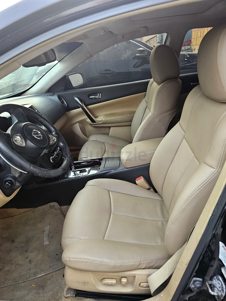 سيارة نظيفة وذات صيانة جيدة63148165201922111