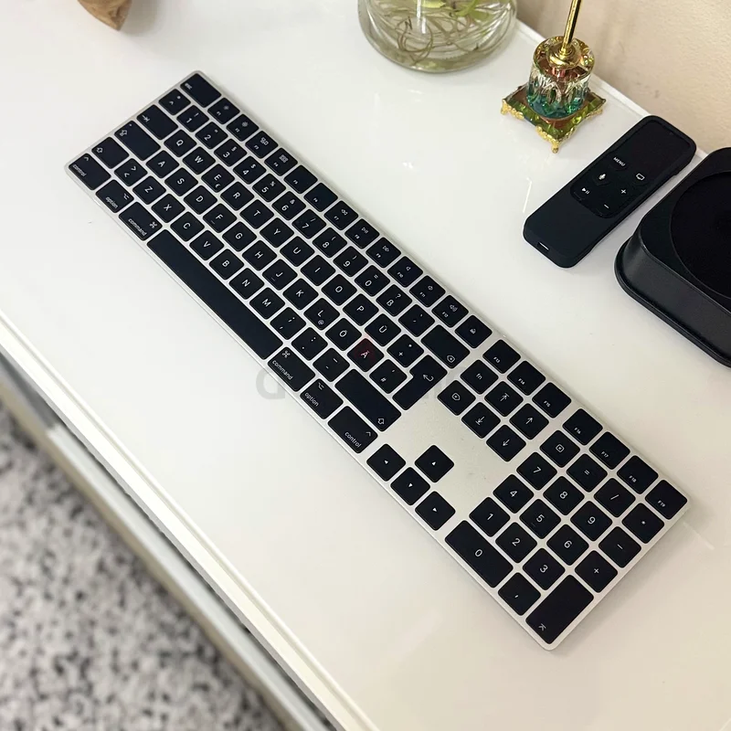 لوحة مفاتيح Apple Magic Keyboard 2 لاسلكية (النموذج الأحدث) بحالة جيدة جدًا وكأنها جديدة63253966205827111