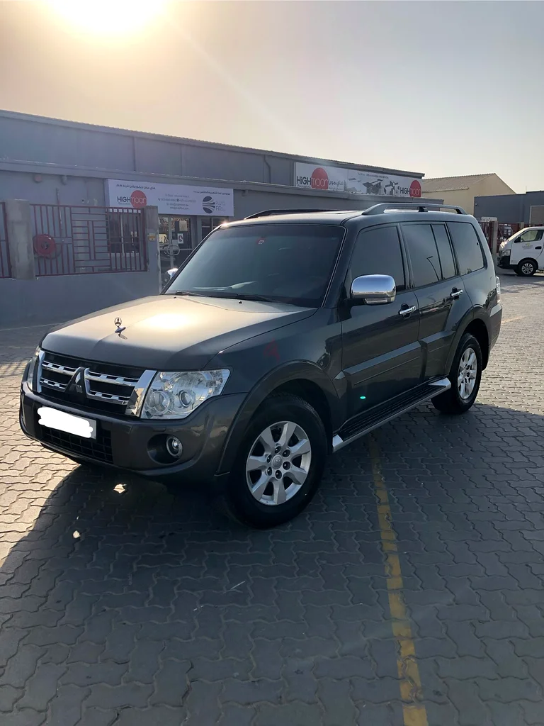 Mitsubishi Pajero 2012, Grey, Great Condition63225696830850111