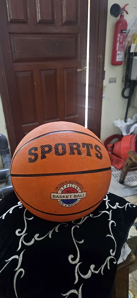 Official size basketball -Like New63246744775042110
