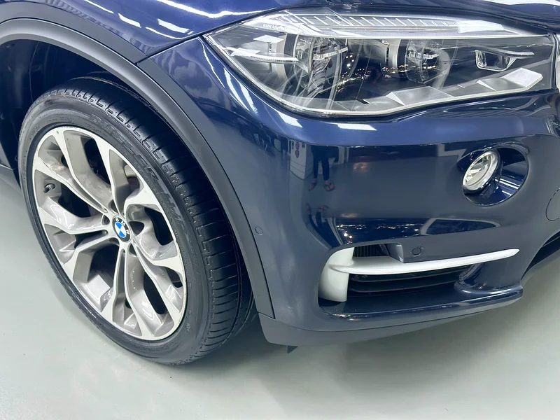 Bmw x5 luxury line…low mileage…perfect condition63161070453633112