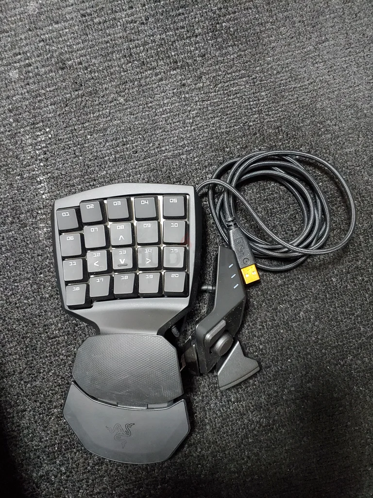 RAZER Orbweaver chroma63229304739073110