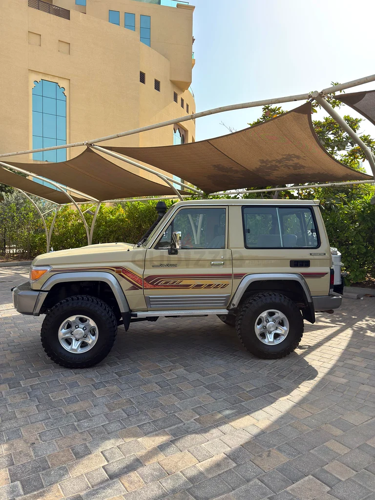 Toyota Land Cruiser Brownstone Limited Edition | 1 of 50 Worldwide | #22 | 15,000 KM63142586106115113
