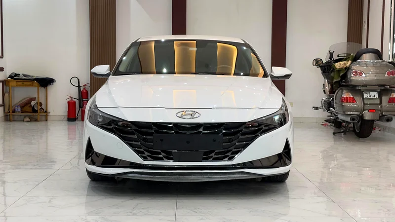 Hyundai Avante – 2021631699137561611120