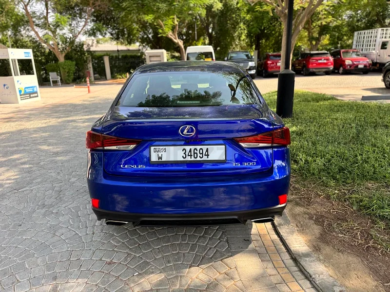 هل 300 F سبورت 300 كاملة مع سجل صيانة من وكالة لكزس63149581267587112