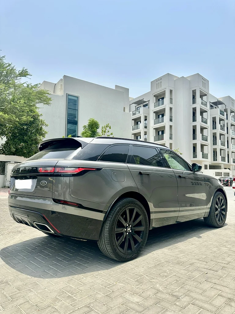 2019 رينج روفر فيلار P300 SE R-Dايناميك – المواصفات الأوروبية | مالك واحد | سجل صيانة كامل من الوكيل63228276291457114
