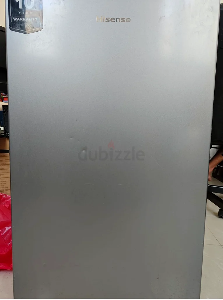 Used Hisense small fridge632467441980171124