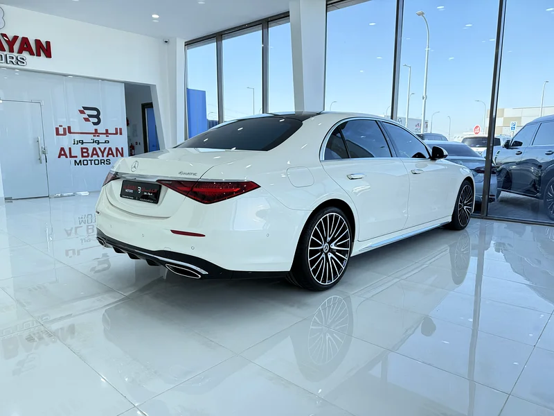 مرسيدس S580 ابيض / احمر فل ابشن 360 درجه كاميرات هيد اب ديسبليه الكبير كراسي طياره خليجي 202363162929246209112