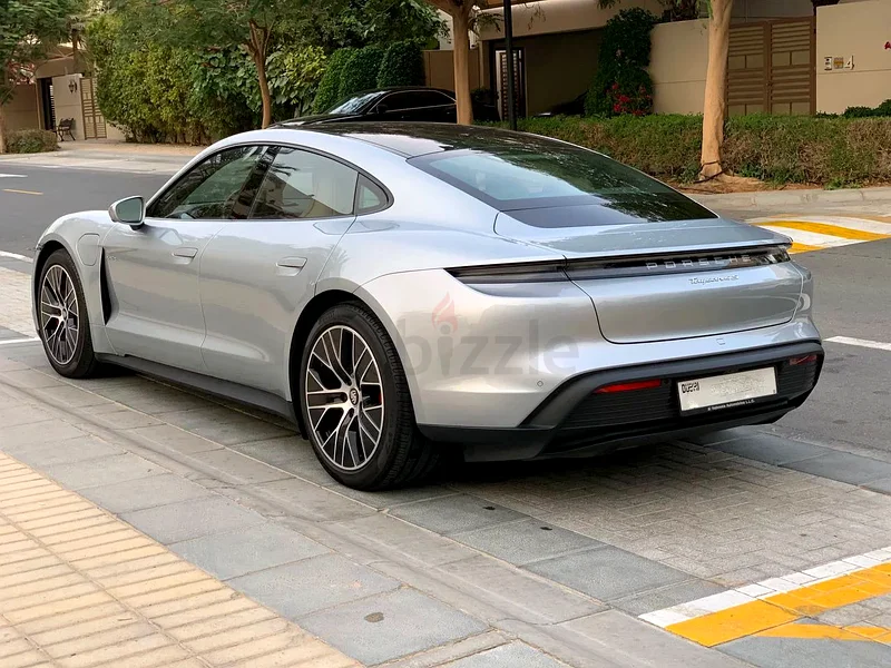 Porsche Tycan63150479050370111