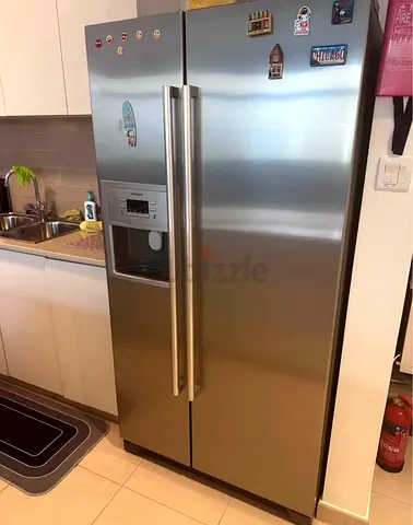 Siemens Side By Side Refrigerator With water Dispenser ice Maker KAN58A70NE