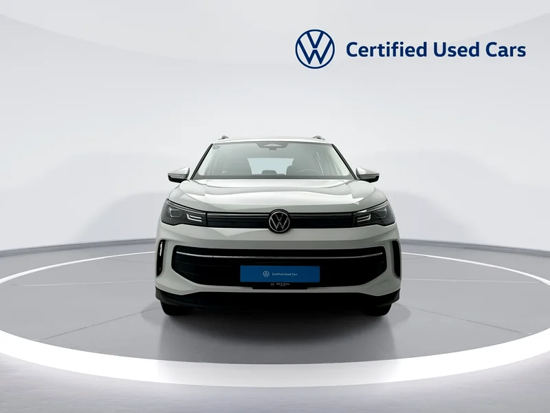 Tiguan Life with Rear Camera View (REF#03276)63170387002114113