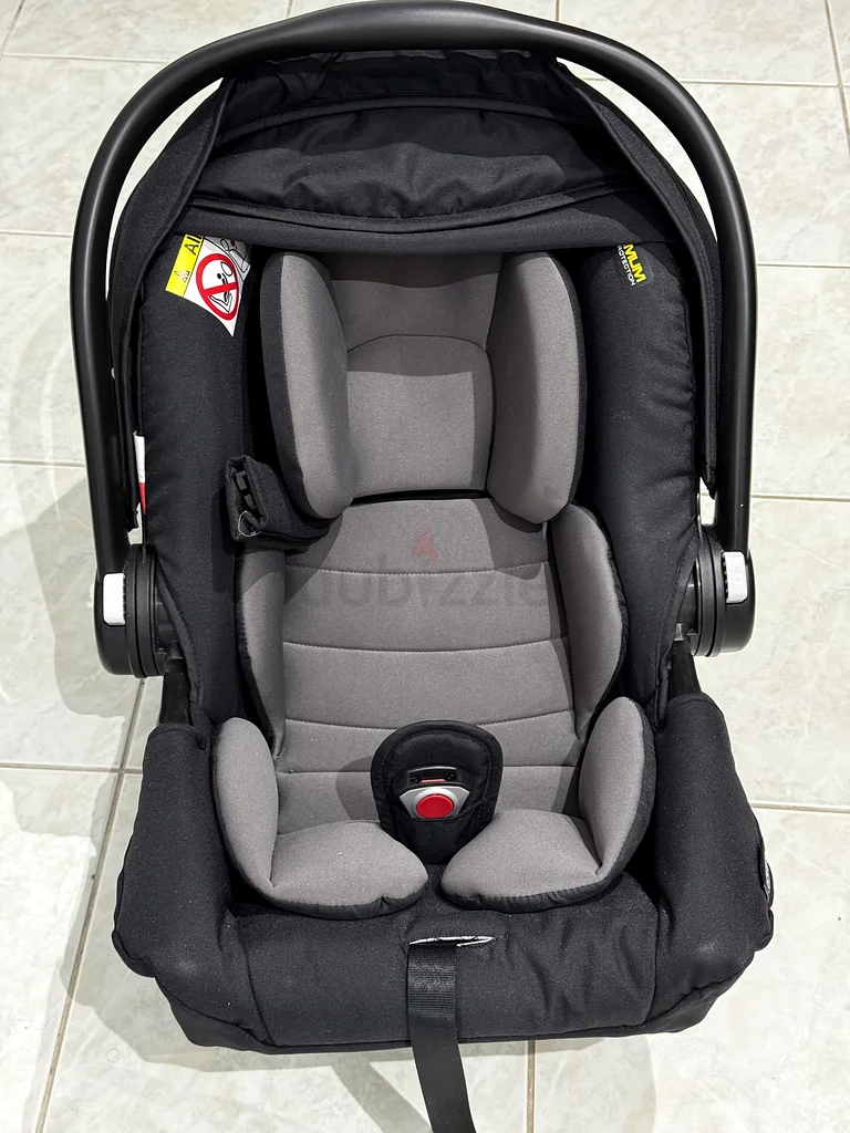 مقعد سيارة للأطفال من Graco SnugEssentials بحجم F (0-12 شهرًا)63204285564289112