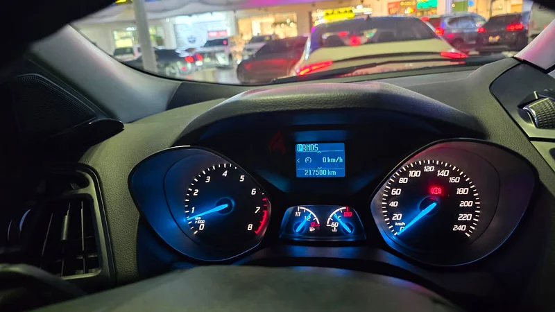 فورد إسكيب 2015، خليجي، 2.5 لتر V4، حالة ممتازة، السعر قابل للتفاوض63167556620161113