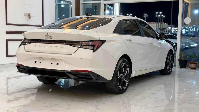 Hyundai Avante – 202163169913756161113