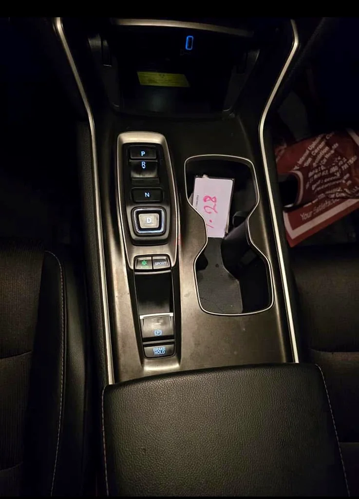 هوندا أكورد 2.0 سبورت إصدار خاص63173119734787112
